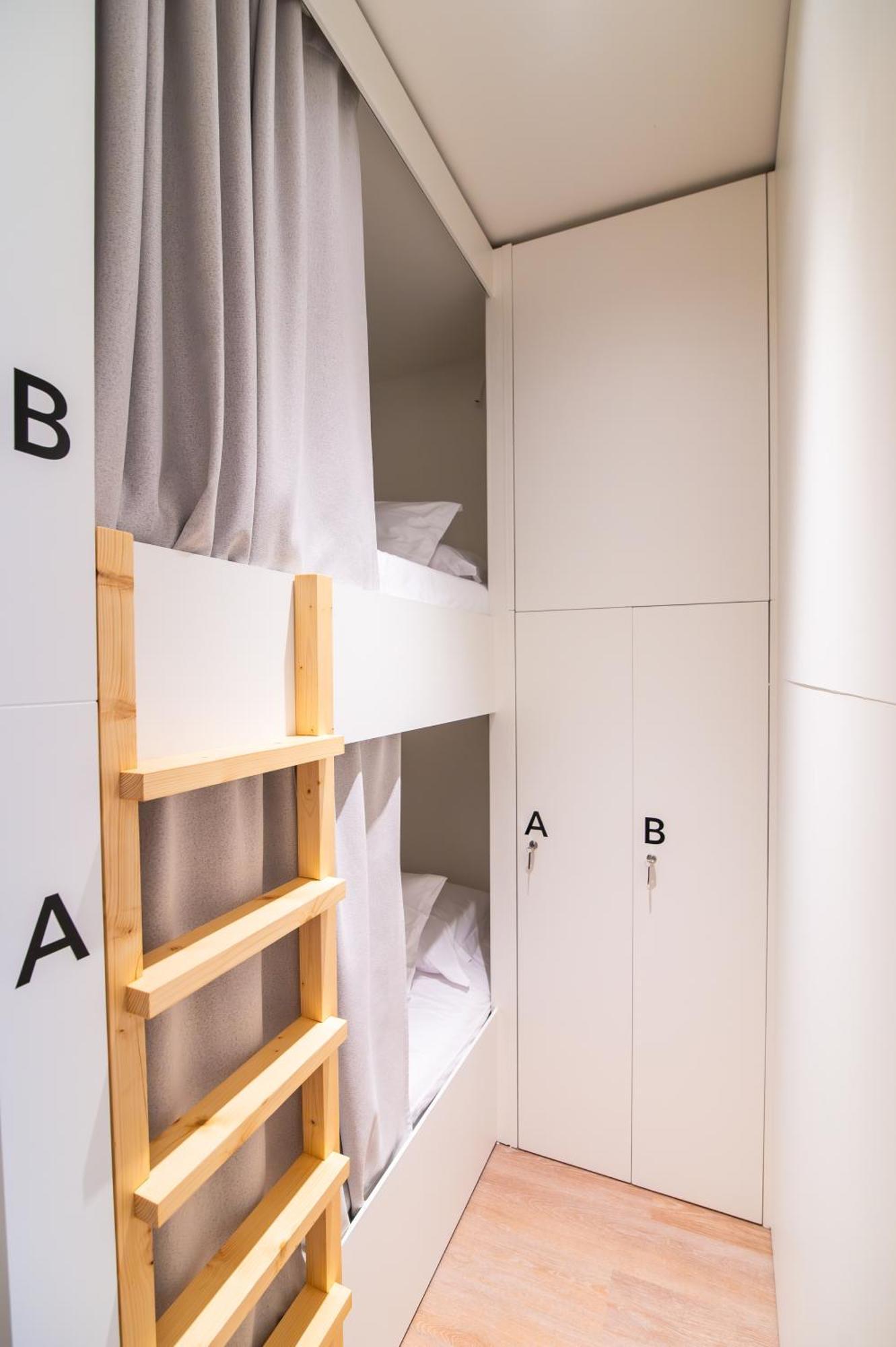 Azoriani City Hostel Ponta Delgada Экстерьер фото